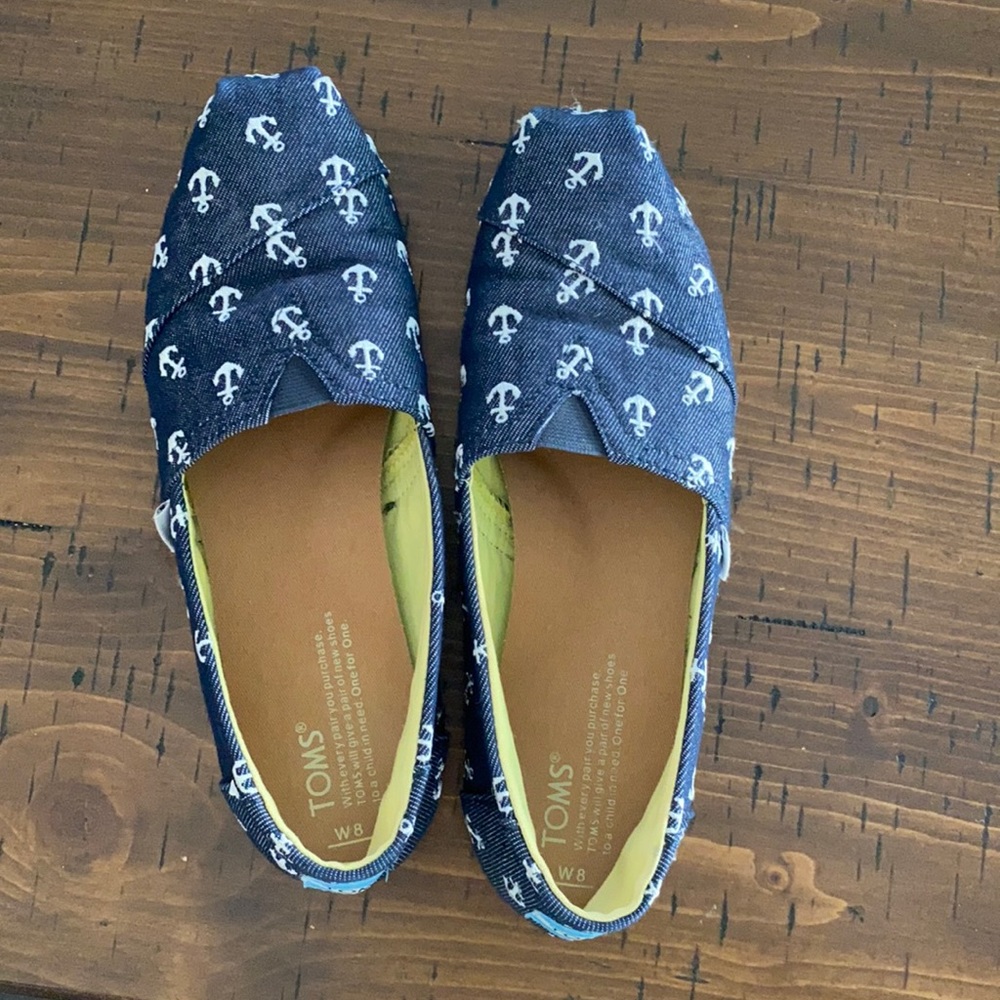 Anchor blue Toms shoes size 8
